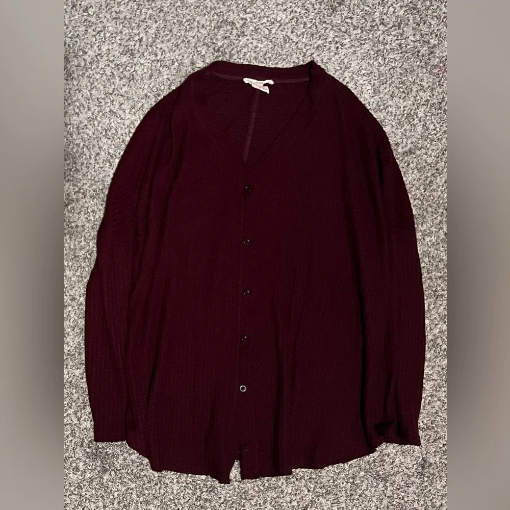 Indigo Thread Burgundy Long Sleeve Button Down Cardigan Sweater! Size 1X.